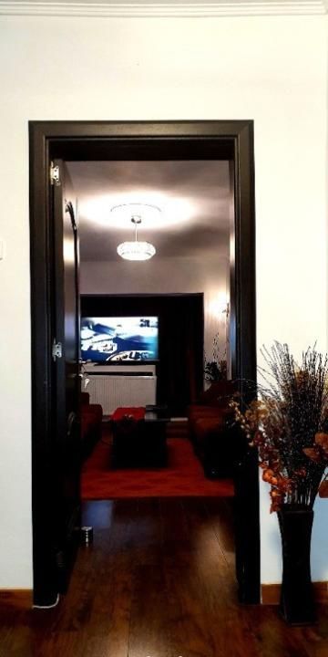 Vanzare Apartament 2 camere ,Zona 13 septembrie, sector 5 - Poză 3