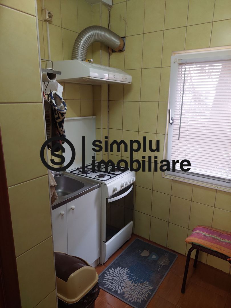 2 decomandate, parter, balcon, Sarari - 106 000 Euro - Poză 22