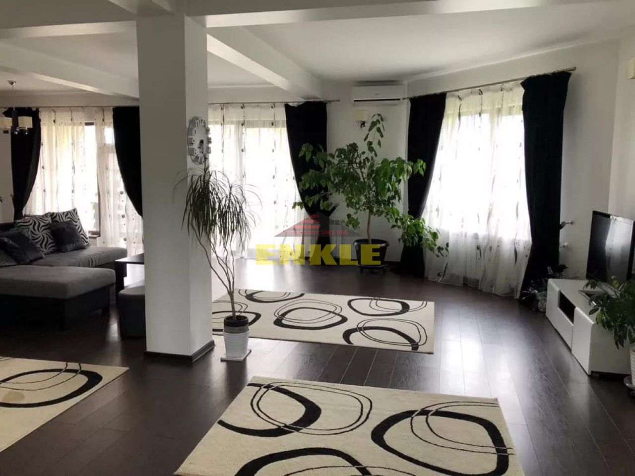 Vila 5 camere, Lebada - Poză 1