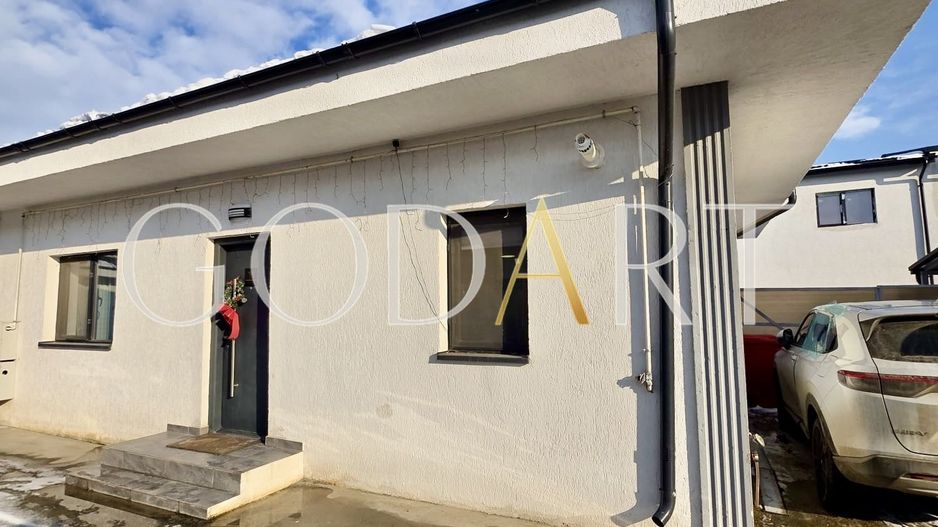 Vila individuala | 2 locuri de parcare | Curte | Mobilata | Utilata - Poză 16