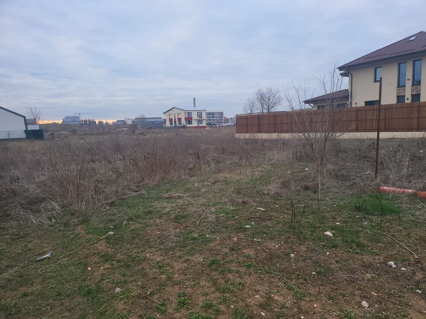Teren intravilan Titan Parcul Teilor - Poză 9