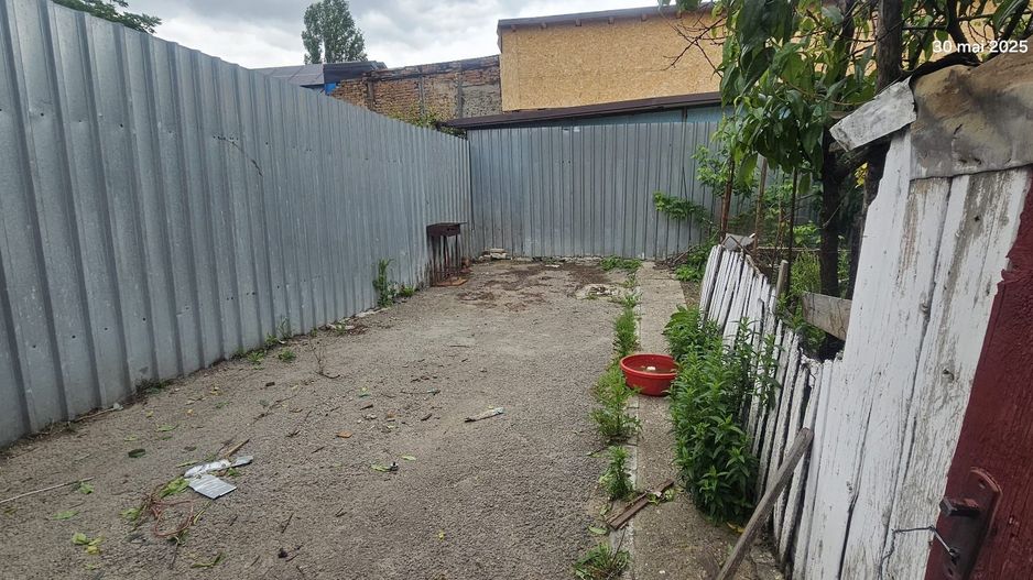 Teren de vanzare 300mp toate utilitatile - Poză 5