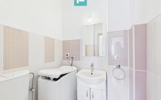 Apartament cu 3 camere și 2 băi zona Aurel Vlaicu - Poză 7