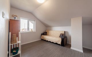Casa cu teren generos si gradina spectaculoasa – Comuna Cuca, Arges! - Poză 9