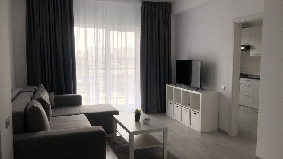 Inchiriez apartament 2 camere + parcare. Bloc nou. Sector 4 - Poză 1