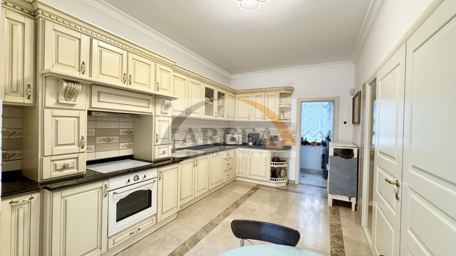 Vila lux cu 1000 mp teren pe Erou Iancu Nicolae langa Jolie Ville - Poză 30