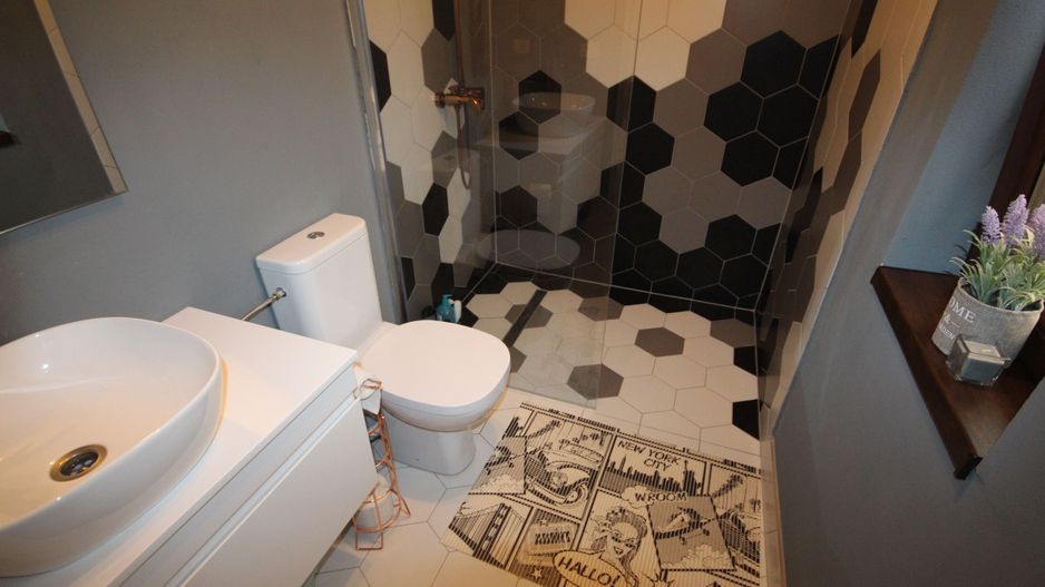 Modern si primitor - Poză 66