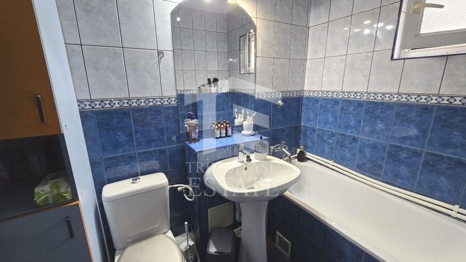 INEL I - Apartament cu centrala pe gaz, loc de parcare si pod de 60 mp - Poză 31