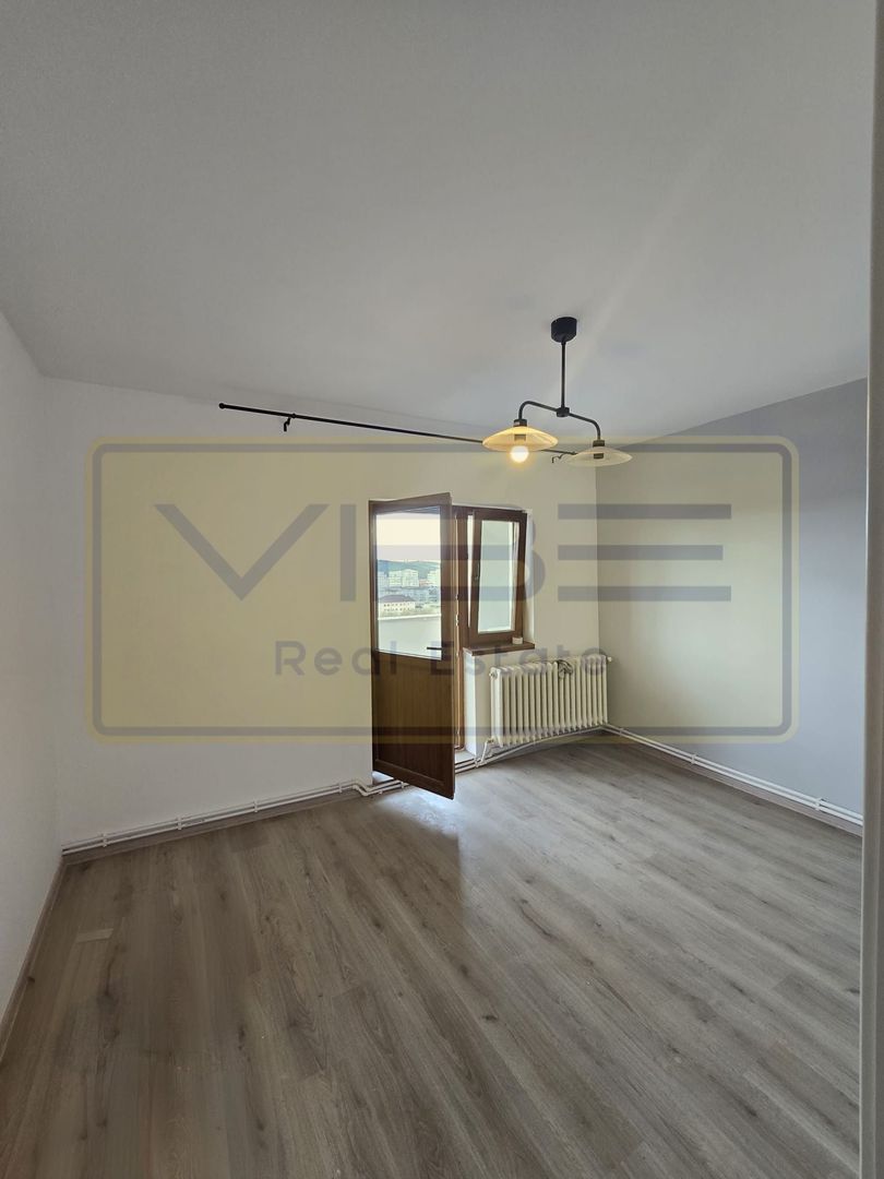 Centru - Gara Iasi- renovat complet - 3 camere decomandat - 69mp - Poză 4