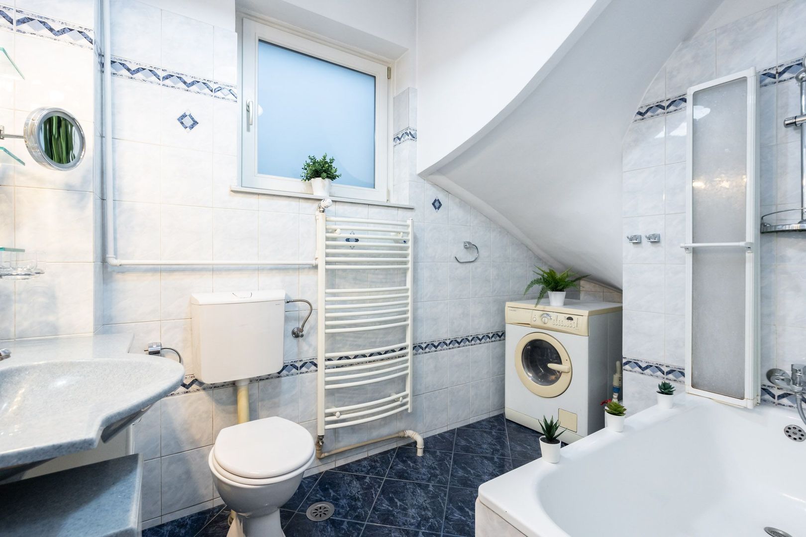 COMISION 0% - Casa complet renovata, singur curte,  zona Alba-Iulia - Muncii - Poză 14