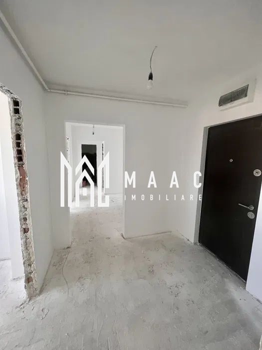 Apartament 3 camere | Balcon | Decomandat - Poză 1