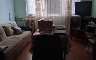 Vanzare apartament 3 camere, etaj 1/4, Titan-Fetesti - Poză 3