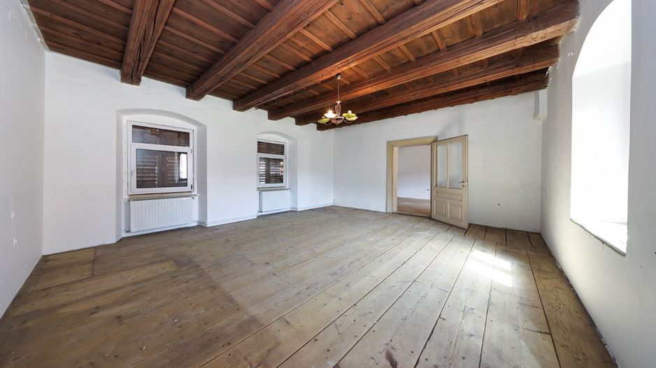 Casă Săsească Autentică cu Șură Impresionantă în Cristian – Teren 2729mp - Poză 19