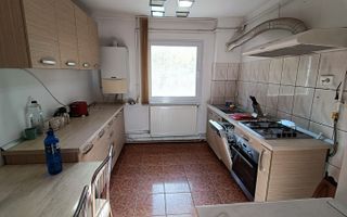 Apartament spațios cu 4 camere | Zona Medicină | Termen lung - Poză 1