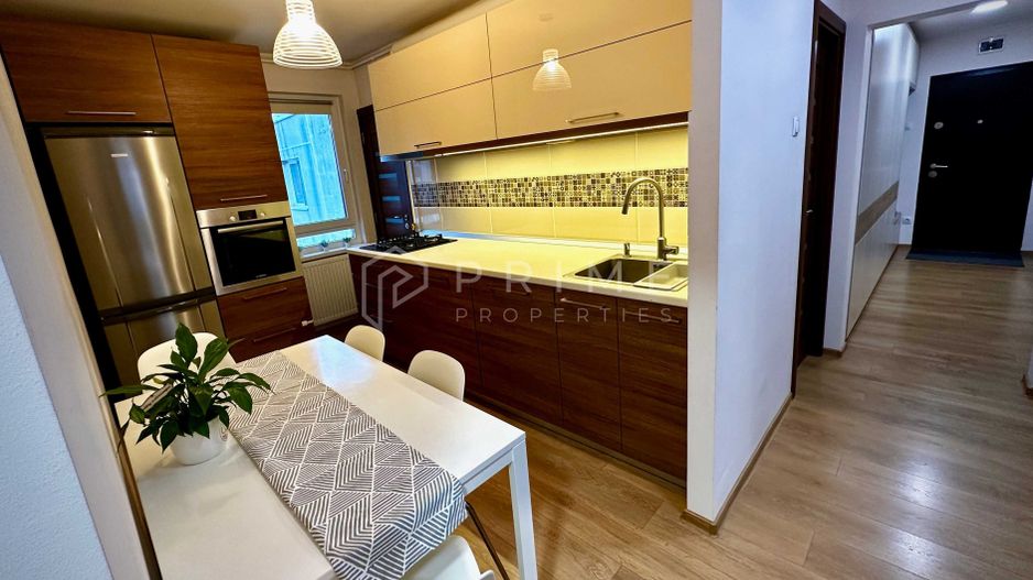 Apartament cu 3 camere + garaj în Tudor - Poză 2