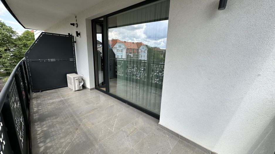 Apartament bloc nou 3 camere - parcare subterana - Poză 18