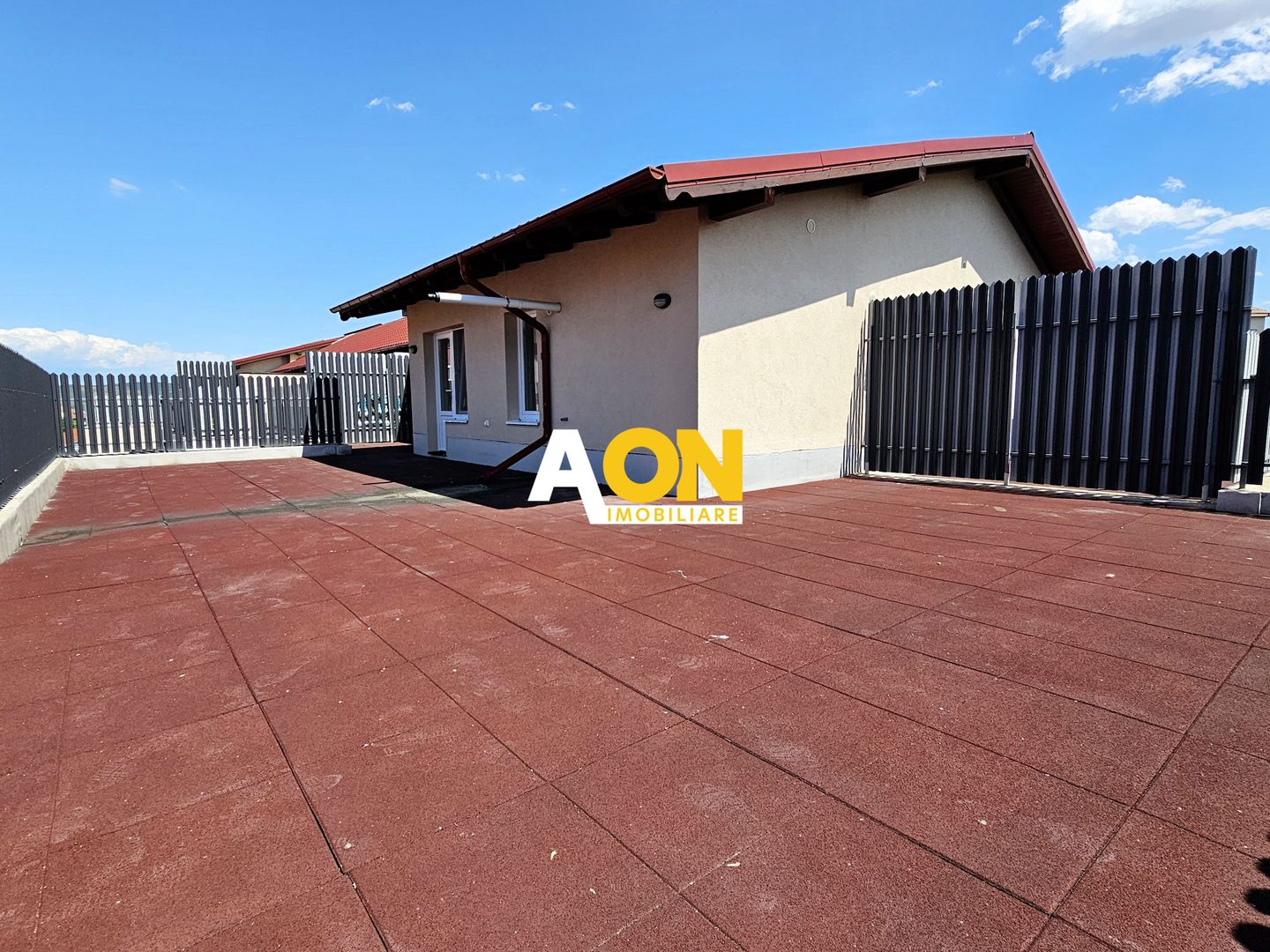 Penthouse 4 camere, 100 mp utili + terasa 83 mp + boxa 21 mp, Centru - Poză 13