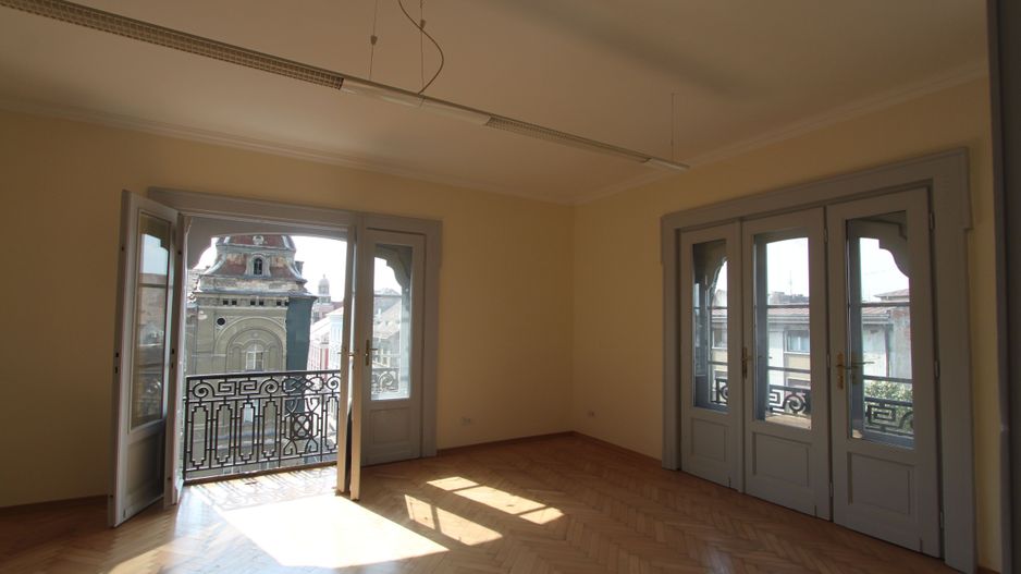 Birou ultracentral : 180 mp - Poză 1