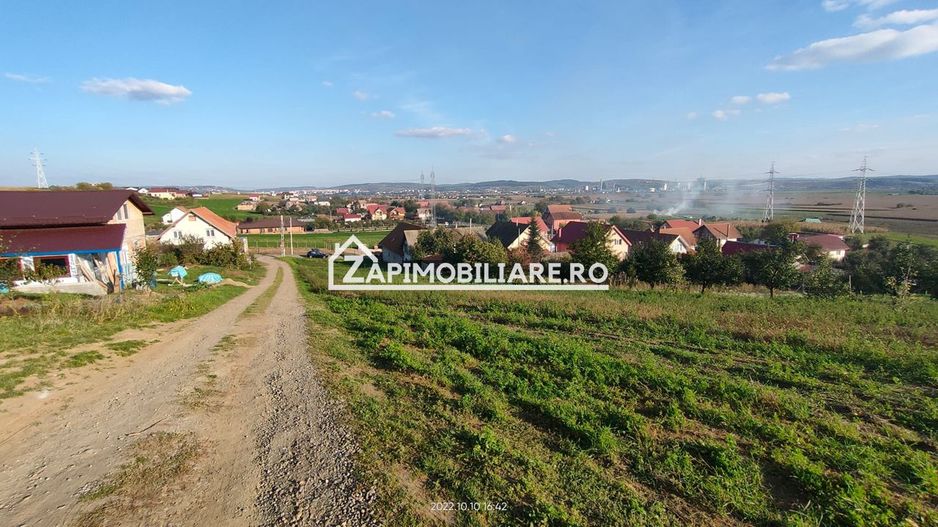 Teren intravilan 2248 mp - Nazna - Poză 6