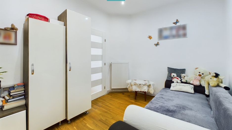 Apartament la curte comuna, Boul Roșu. - Poză 4