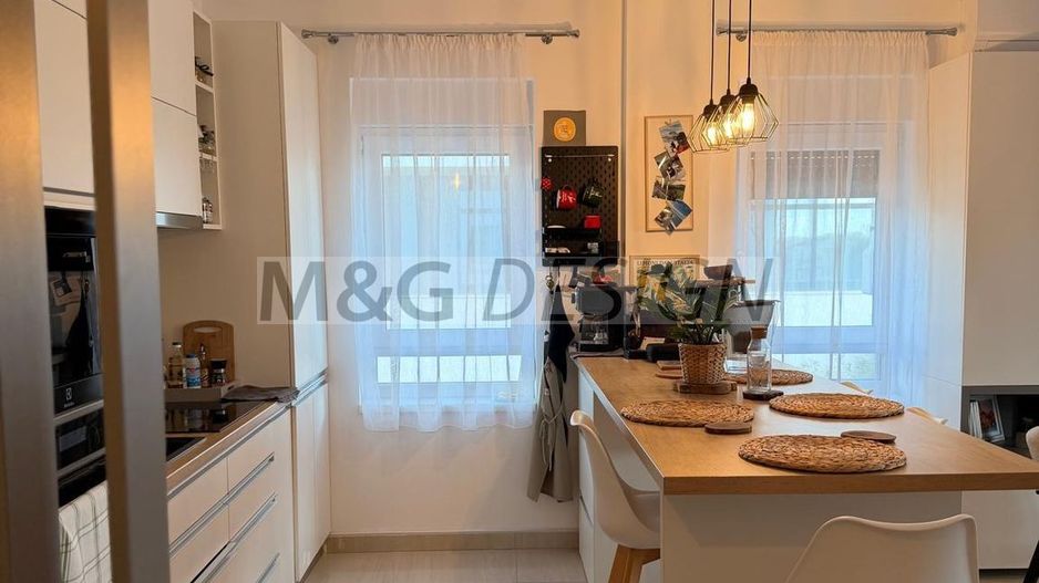 Apartamet 3 camere  Dumbrăvița etaj 1 - Poză 6