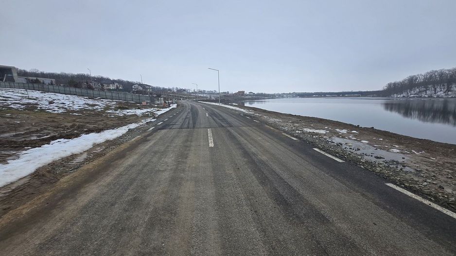 Branesti Vadul Anei LOTURI 800mp acces LAC asfalt padure utilitati - Poză 3