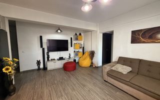 Apartament 3 camere de vanzare, Iasi, zona Bucium - Poză 2
