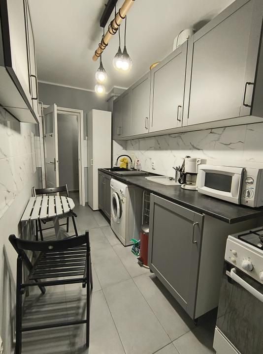 Piata Romana - Magheru - KFC - Poză 8