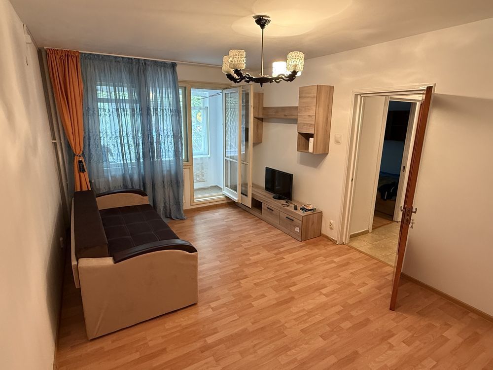2 camere decomandat, parter, 2 min metrou, zona excelenta, pet friendly - Poză 1