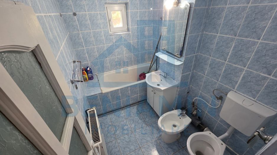 Trei camere doua bai 1Mai etaj 1 -centrala termica -75mp - Poză 8