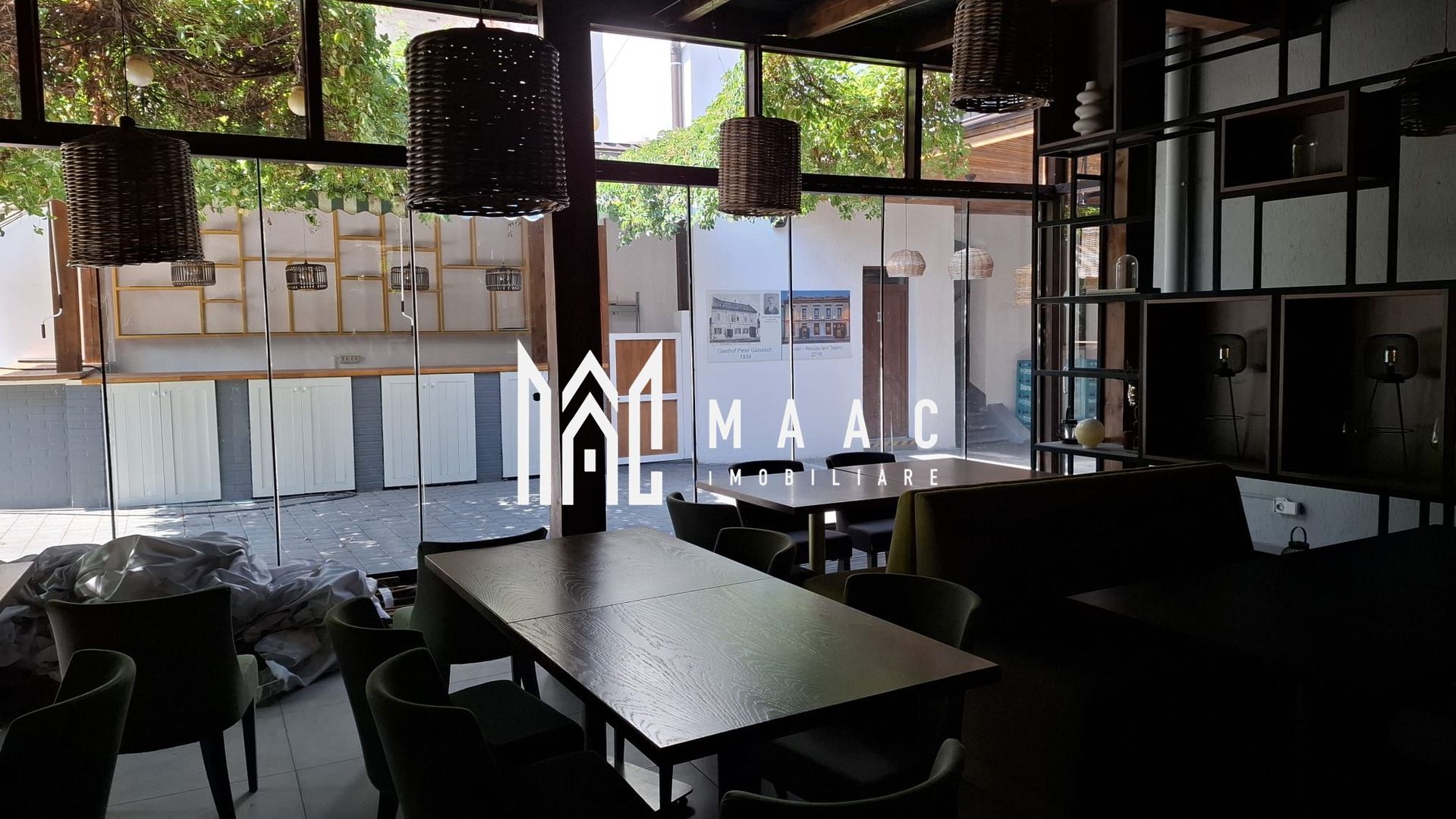 Pensiune 12 camere de închiriat | Central, Sibiu | terasă - Poză 23