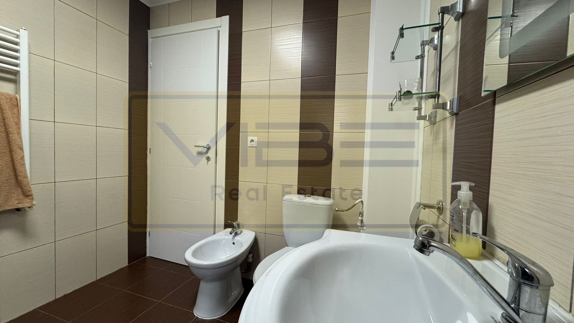 Duplex 4 camere 150mp | living | parcare privata | spatiu verde Bucium - Visani - Poză 21