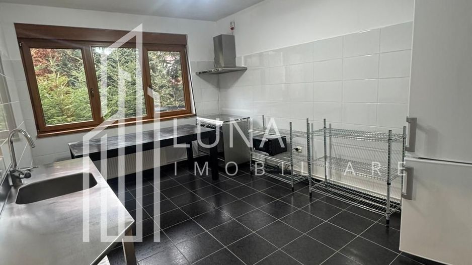 Casă individuală cu priveliște spectaculoasă – Ultra central Brașov - Poză 2