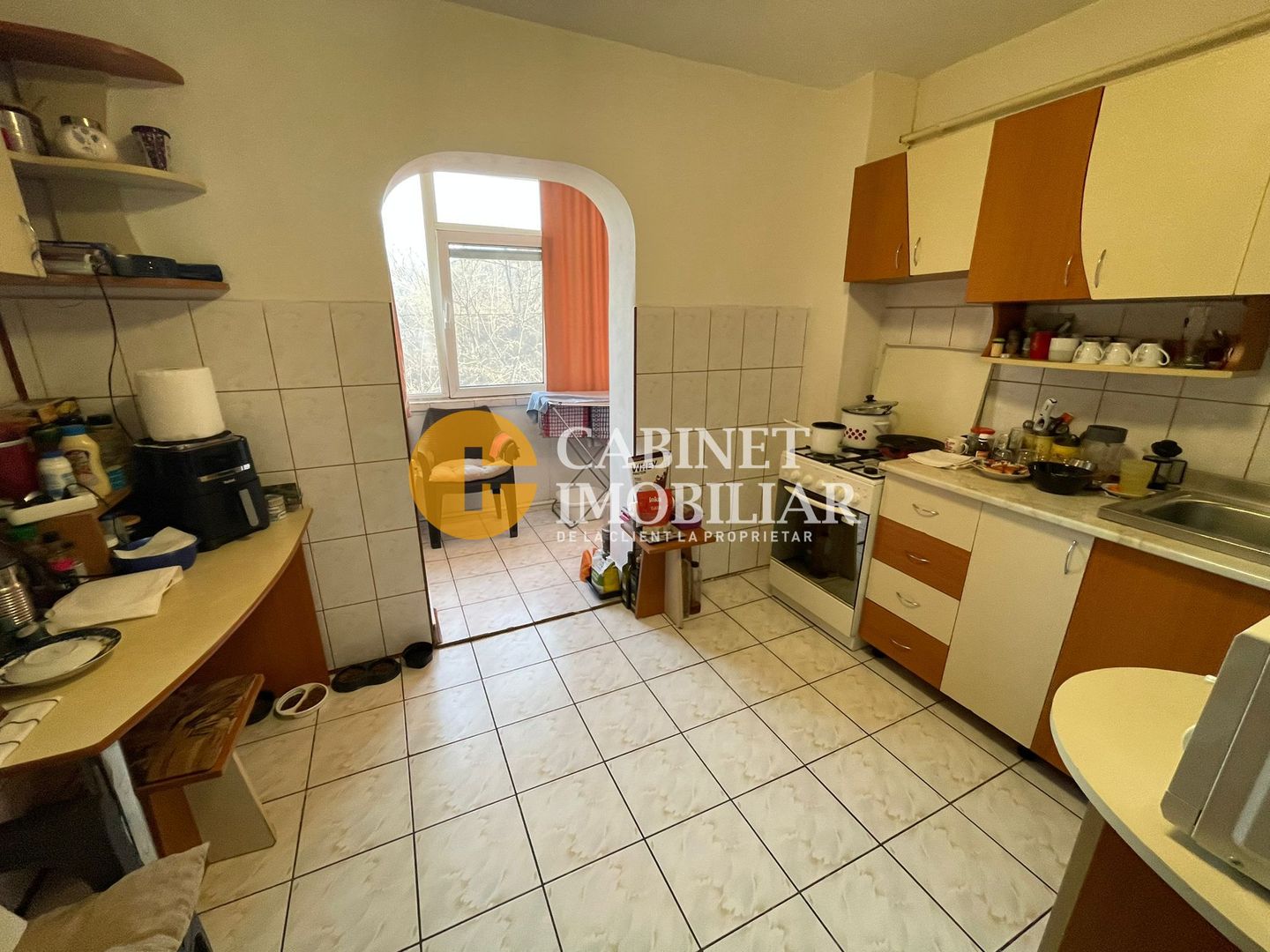 Nicolina 2 Clopotari - 3 camere decomandat - ETAJ 2/4 - 76mp - CT - Poză 2