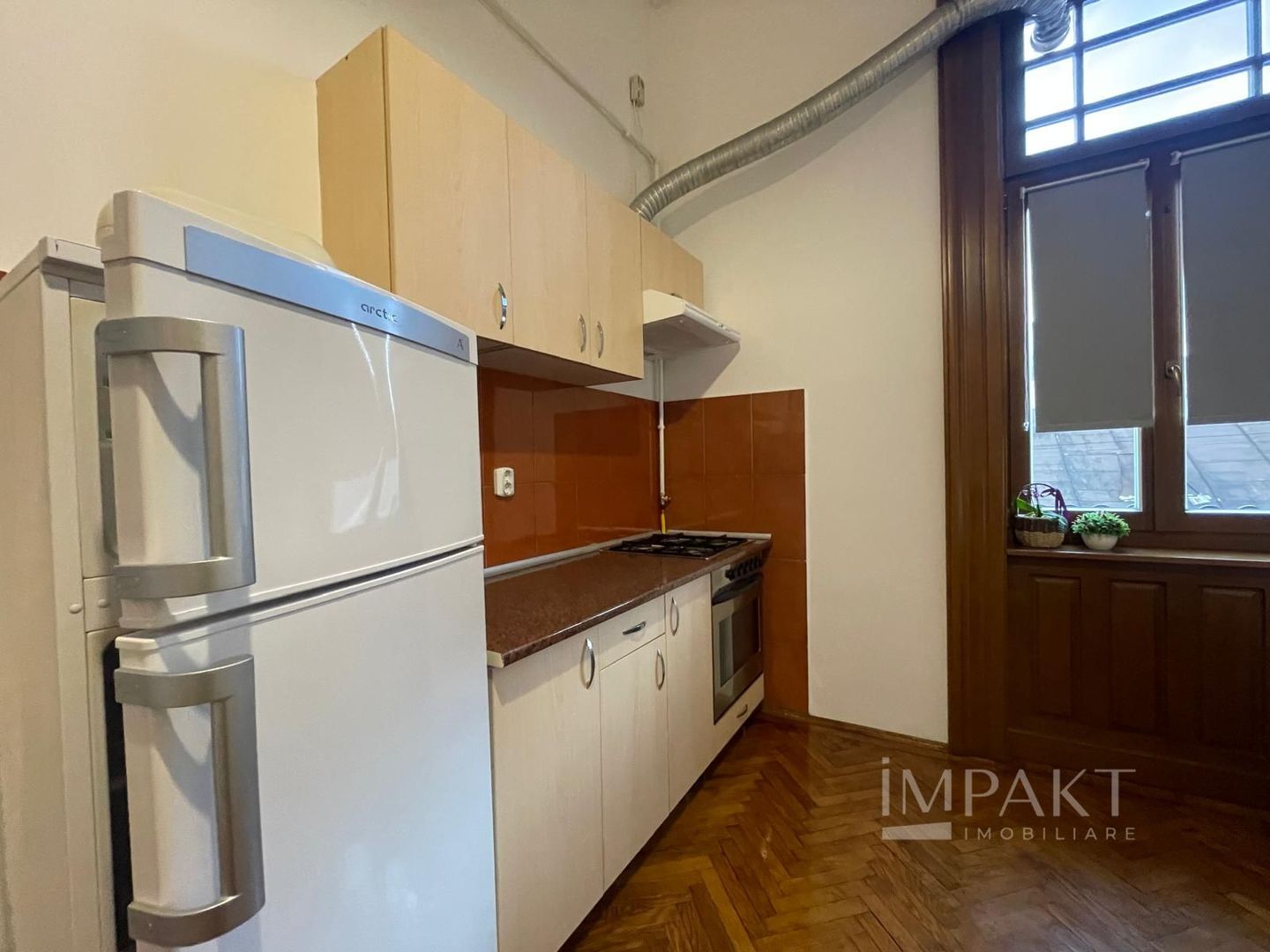Apartament cu 2 camere, zona Centrala - Poză 6