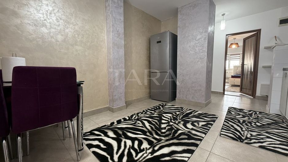 Apartament cu 3 camere, semicentral, zona B-dul 21 Decembrie 1989. - Poză 1