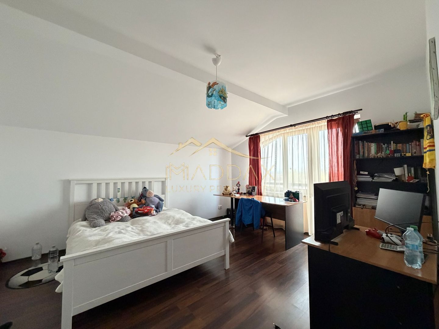 Vila spatioasa cu vedere spre lac Corbeanca - Poză 48