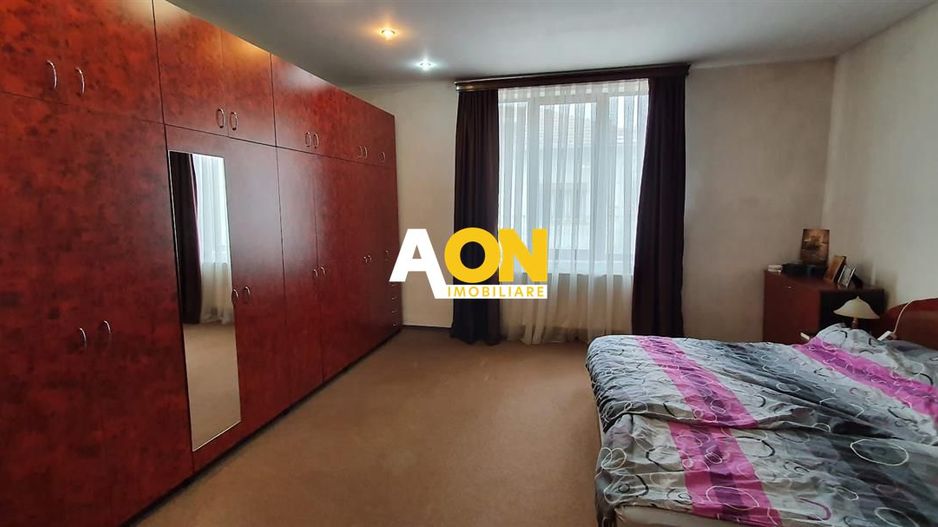 Casa 5 camere cu garaj 1043 mp teren zona Maieri - Poză 12