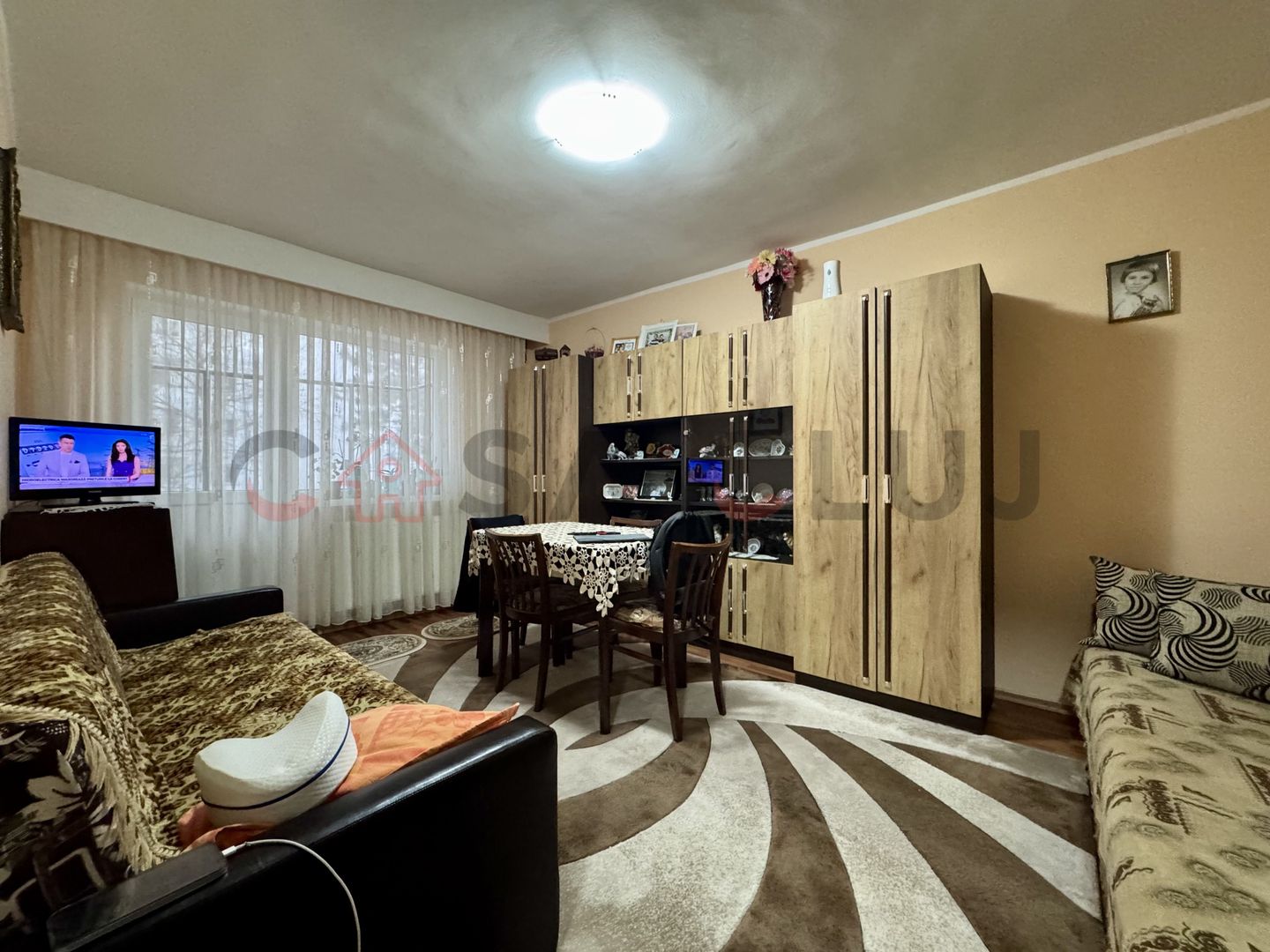 Apartament 2 camere, etaj 2 zona Clăbucet! - Poză 1