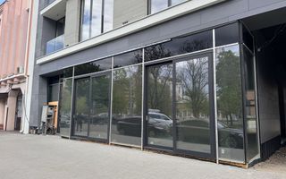 Inchiriez spatiu comerical in zona 0, bloc  VERSUS - Poză 2