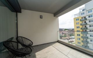 Apartament de închiriat cu 2 camere în Tractorul, Brașov - Poză 12