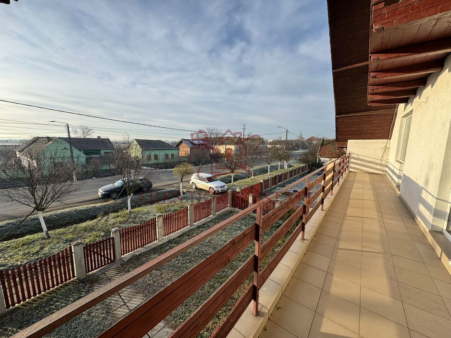 Casă 7 camere de vânzare/închiriere Izvin + anexă 90 mp- Comision 0 - Poză 24