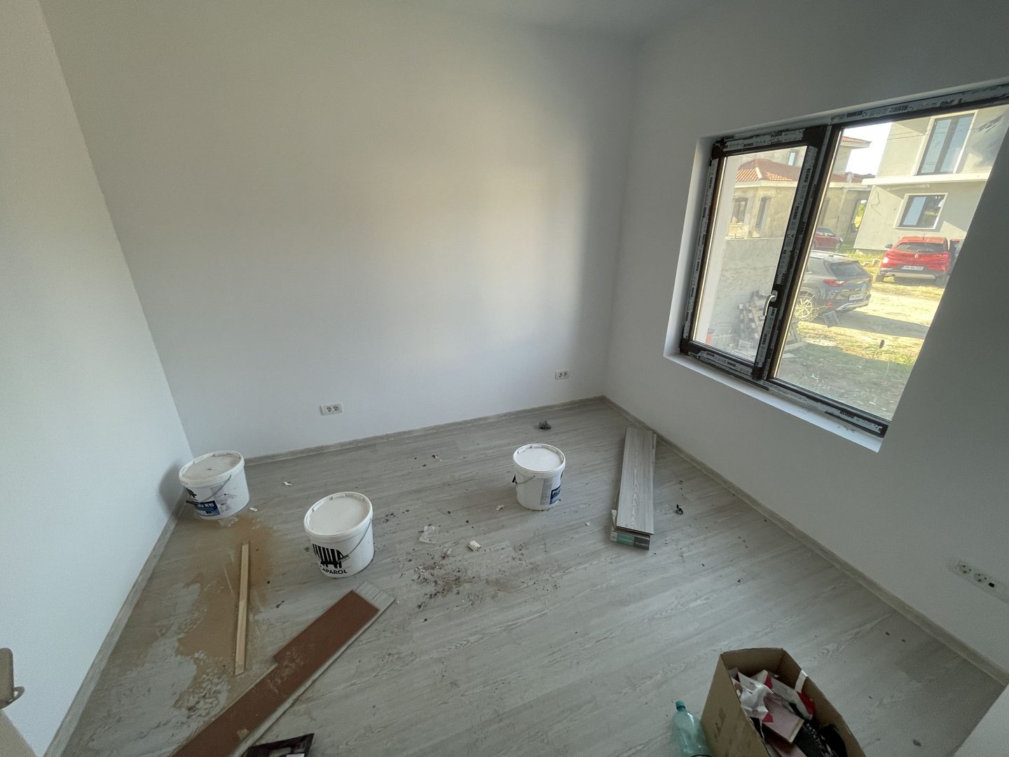 Giroc-Bld. Aviatiei | 5 camere | 3 bai | Bucatarie inchisa - Poză 15