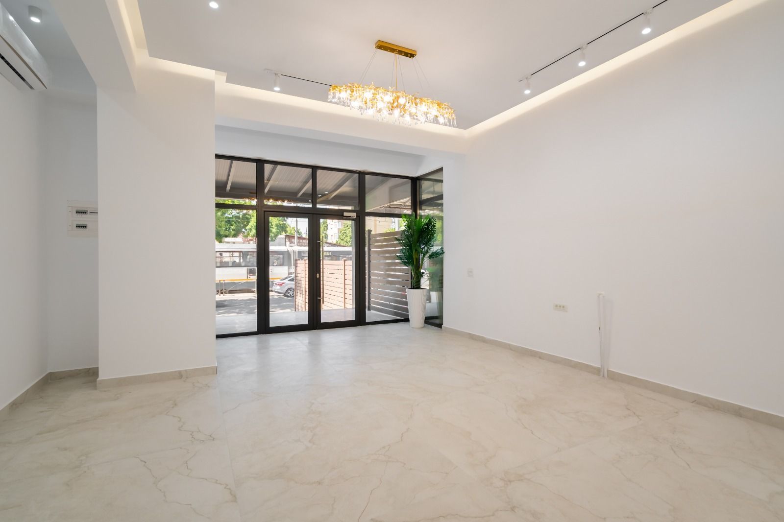 SPATIU COMERCIAL | OPORTUNITATE - Poză 2