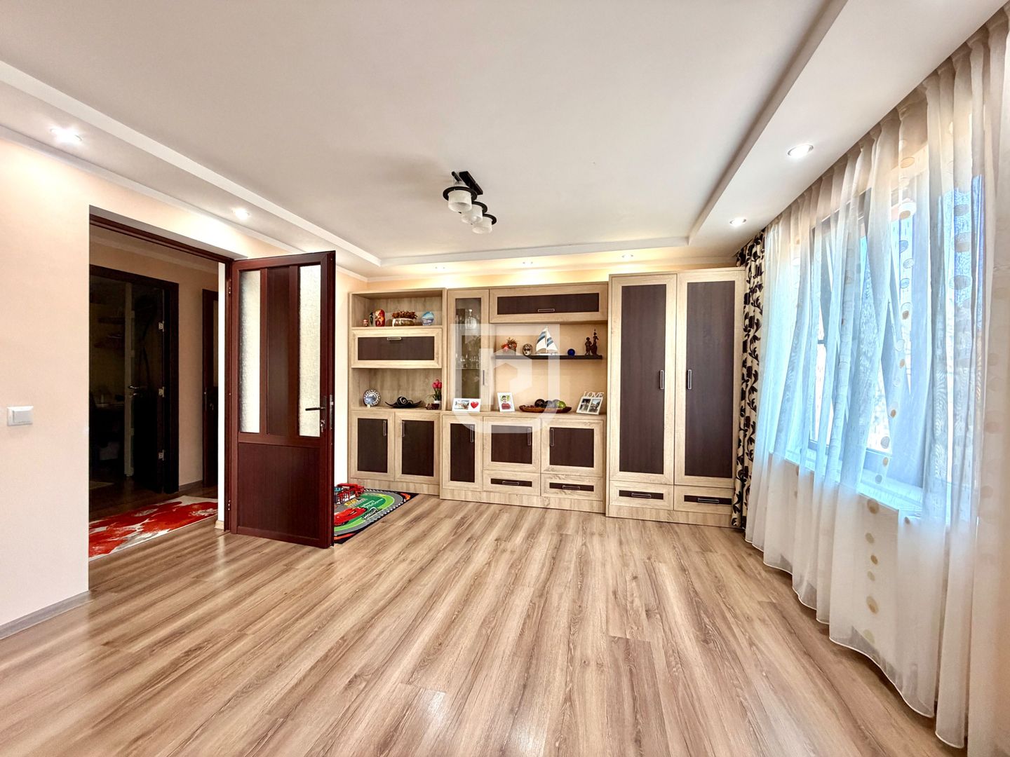 Casa/ teren 700 mp, subsol, anexa locuibil – 10 min de Humor - Poză 5