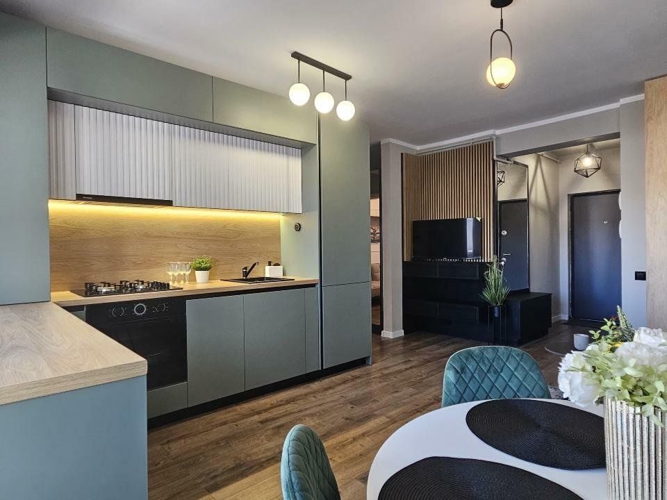 Apartament cu 3 camere la cheie - Poză 3