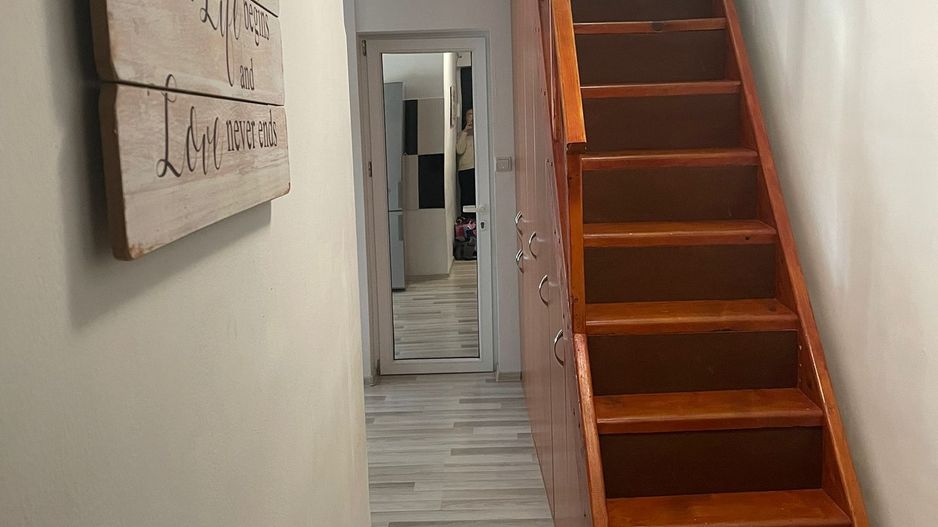 Apartament/mansardă 3 camere,Micro 17,utilat si mobilat - Poză 18
