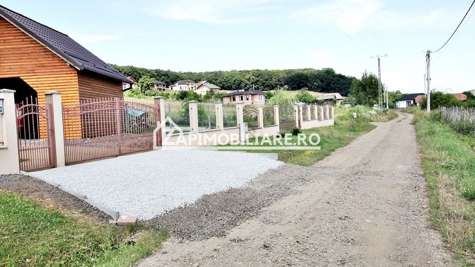 Teren 9.600 mp.17 euro mp deschidere la drum 200 m. - Poză 8