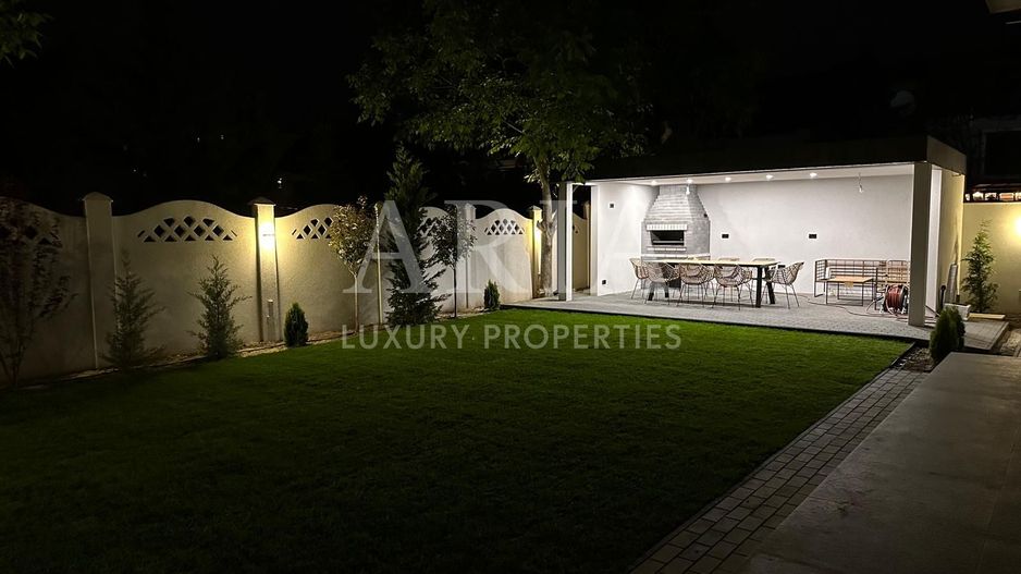 Vila de LUX cu 7 camere IANCU NICOLAE - Poză 19