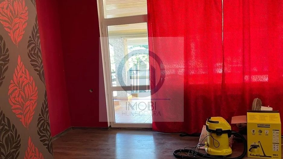 Investiție sigura, zona excelenta–Pensiune funcționala, Str.Horea Deva - Poză 7